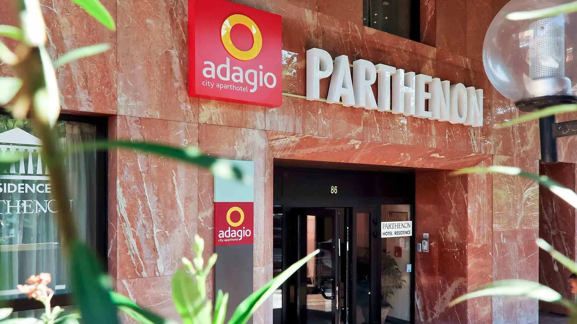Aparthotel Adagio Toulouse Centre Ramblas 4*,